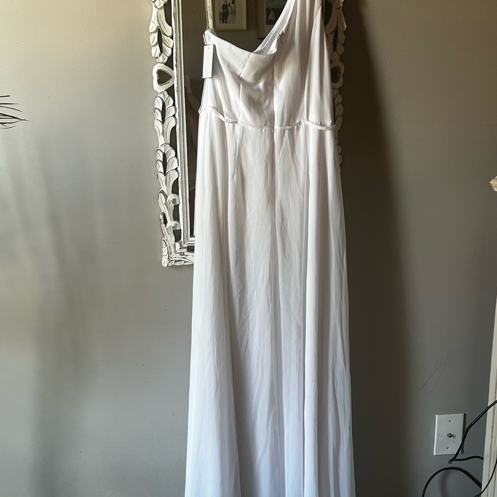 David’s Bridal long one shoulder strap dress. Size 8. Never worn